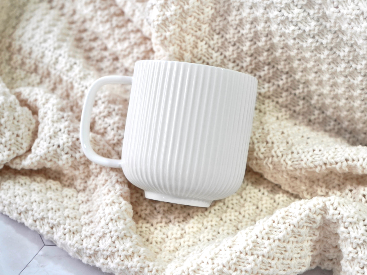 Ribbed white ceramic mug 12oz capacity