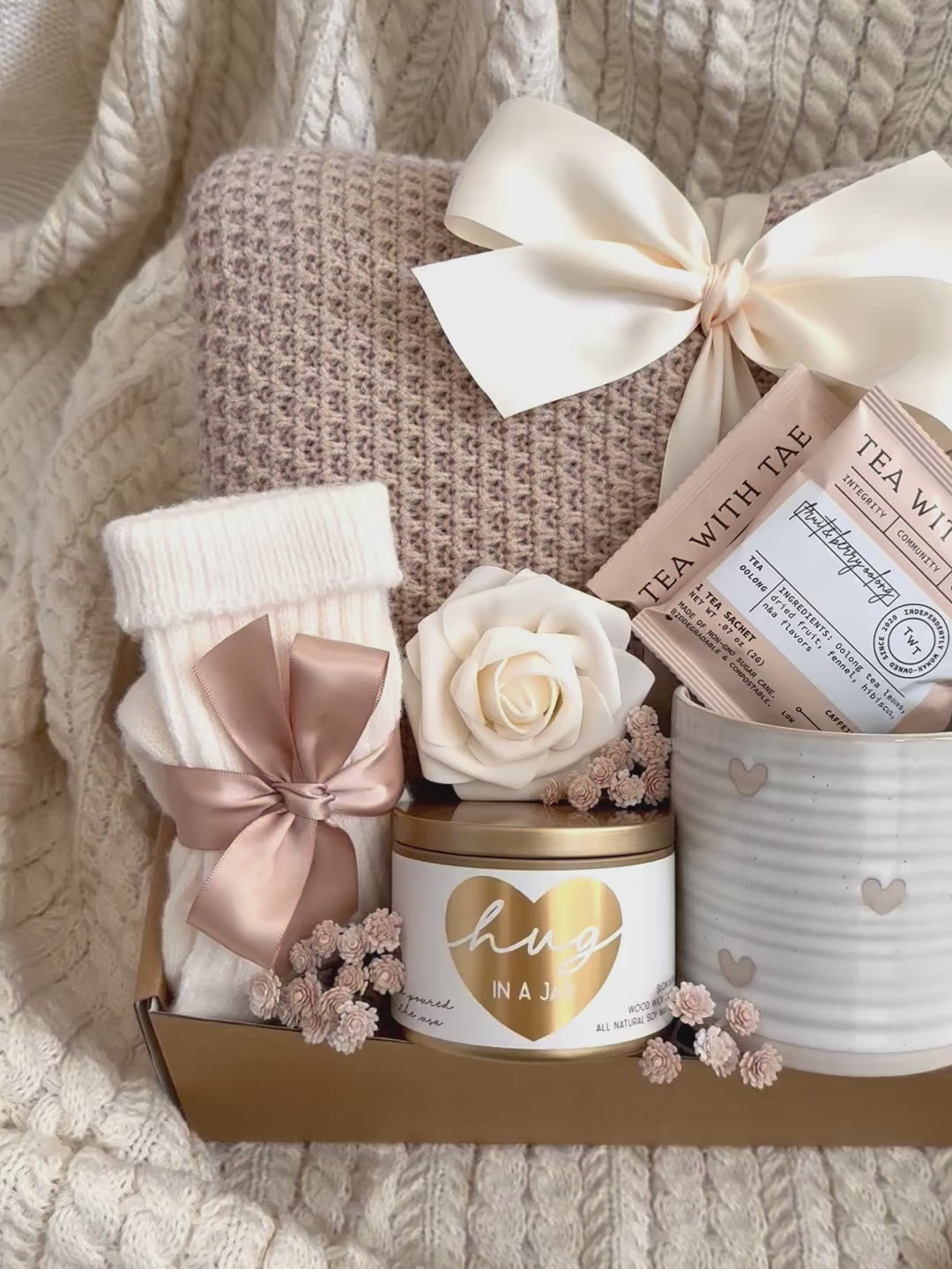 Video showing the Solace and Light Gift Box from Wildflower Pop 